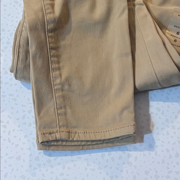 American Eagle Tan next level stretch Jegging.  NWT. Size 6 Reg - Picture 2 of 4